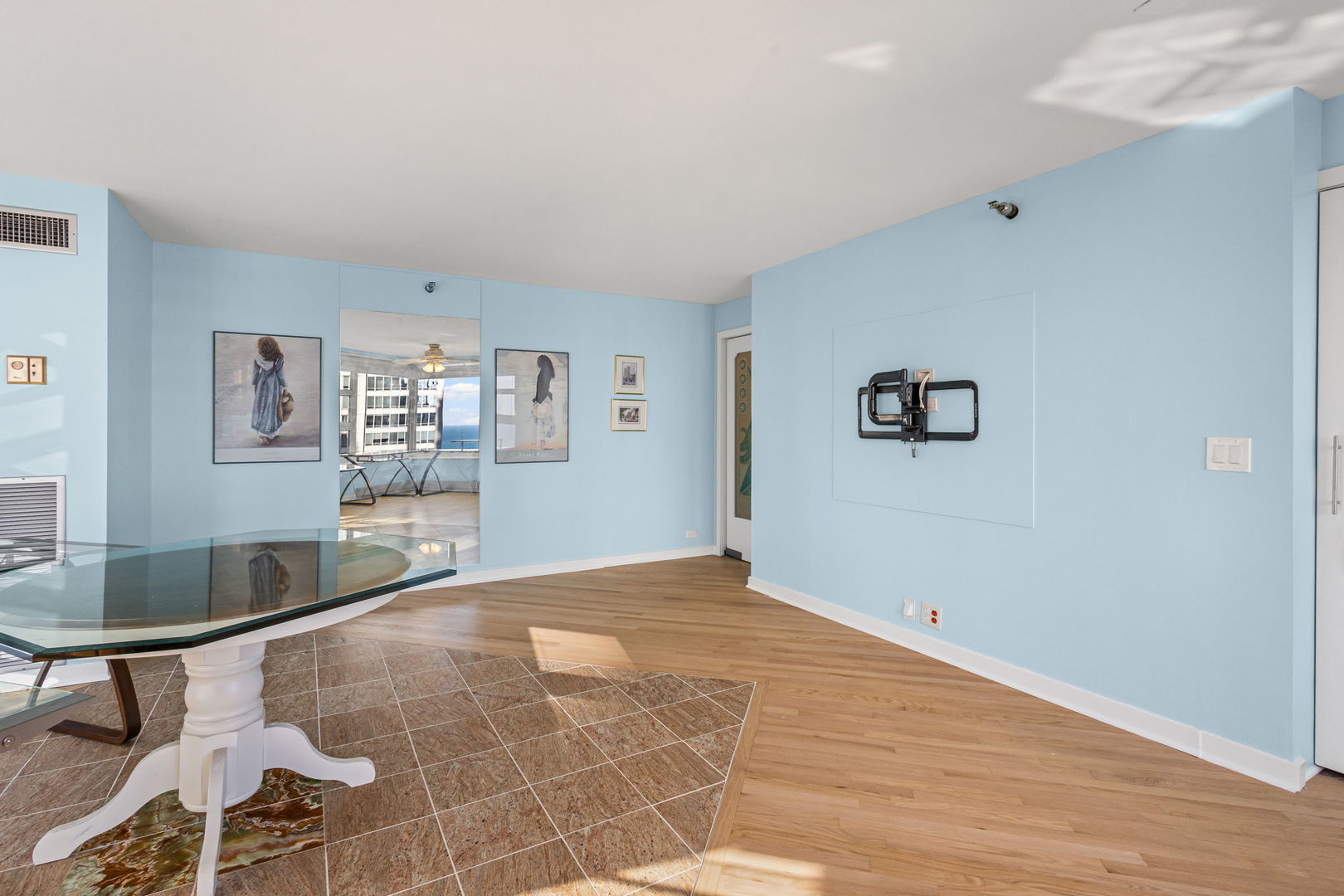 401 E Ontario Street #2810, Chicago, IL 60611