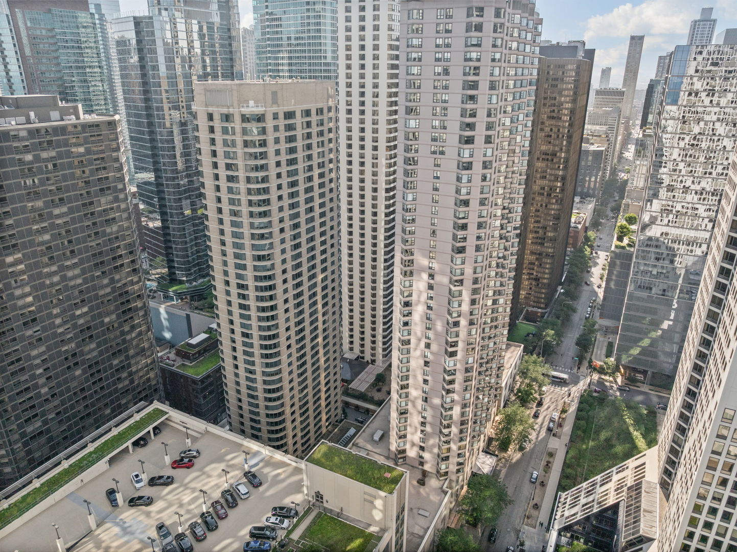 401 E Ontario Street #2810, Chicago, IL 60611