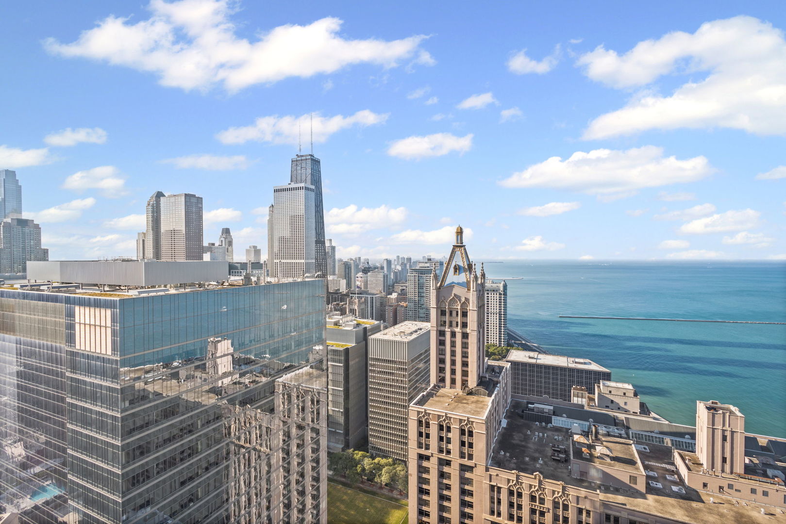 401 E Ontario Street #2810, Chicago, IL 60611