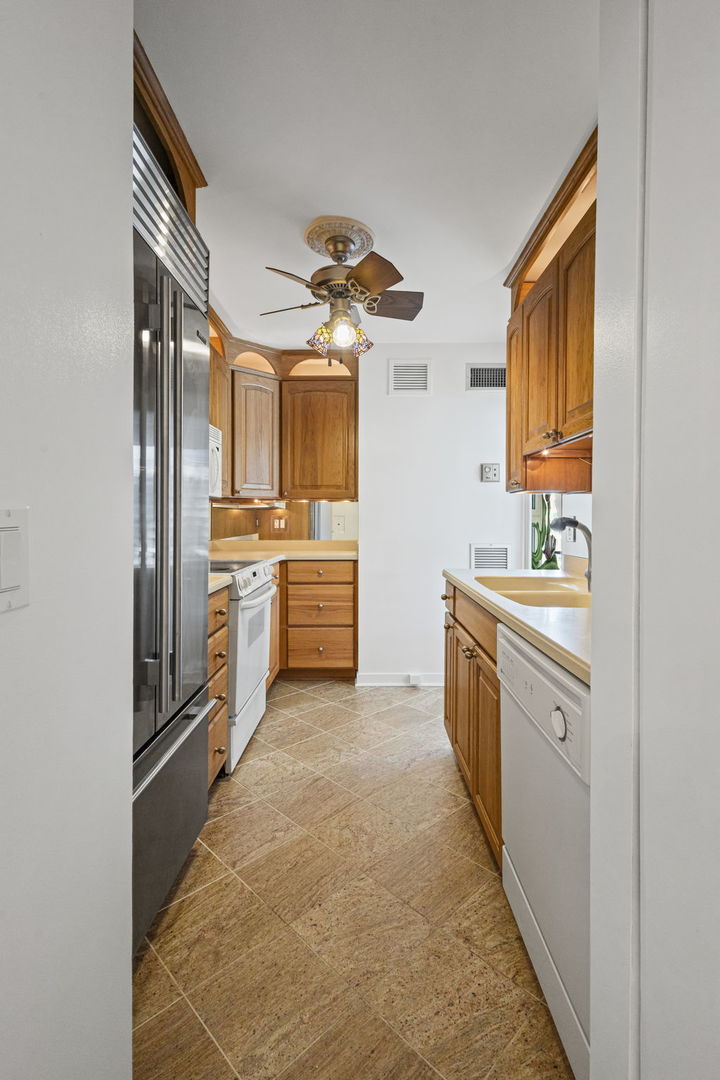 401 E Ontario Street #2810, Chicago, IL 60611