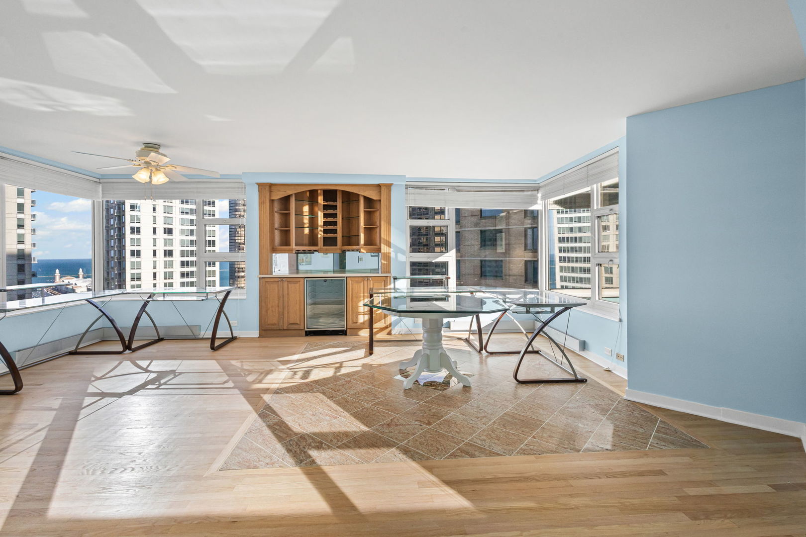 401 E Ontario Street #2810, Chicago, IL 60611