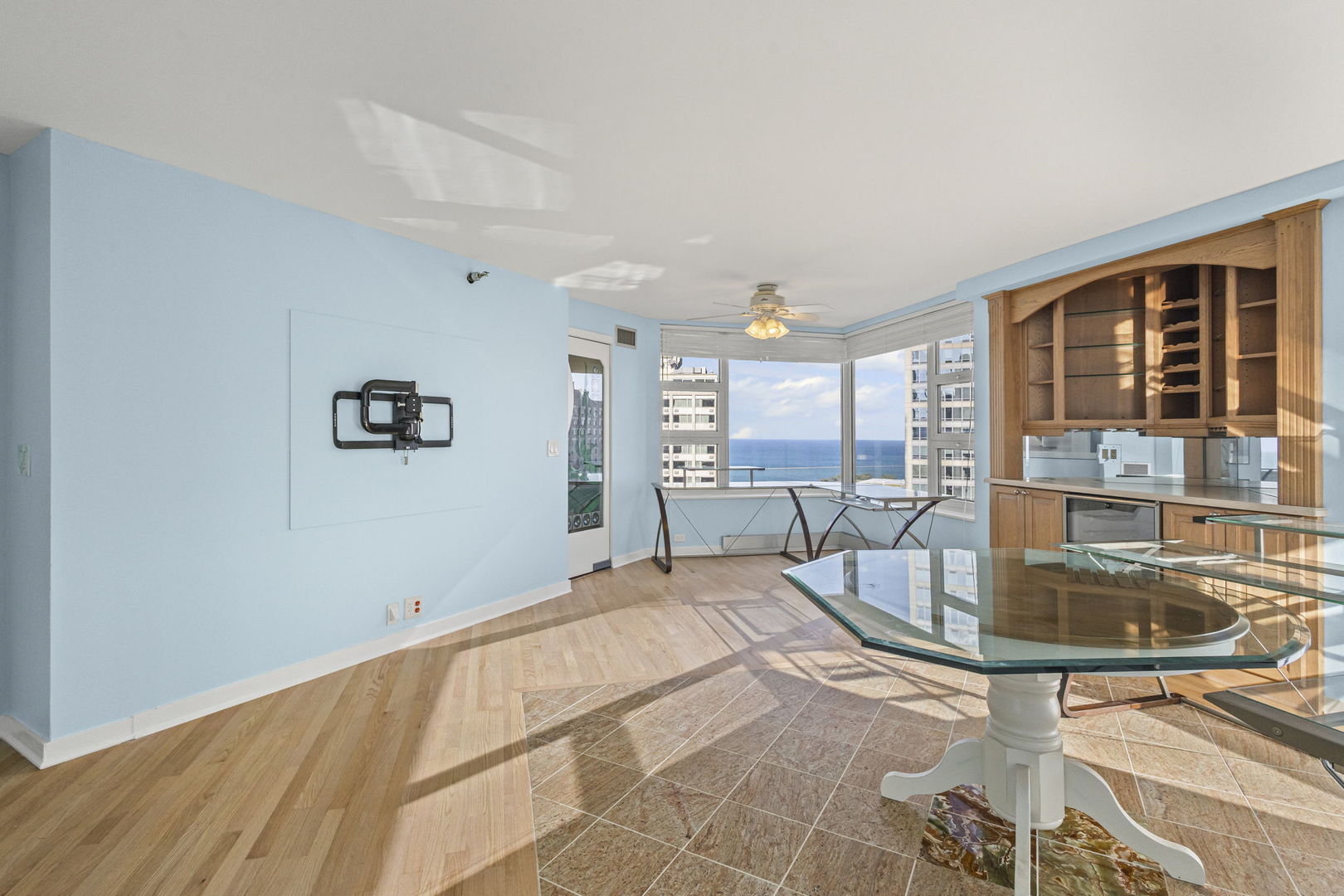 401 E Ontario Street #2810, Chicago, IL 60611