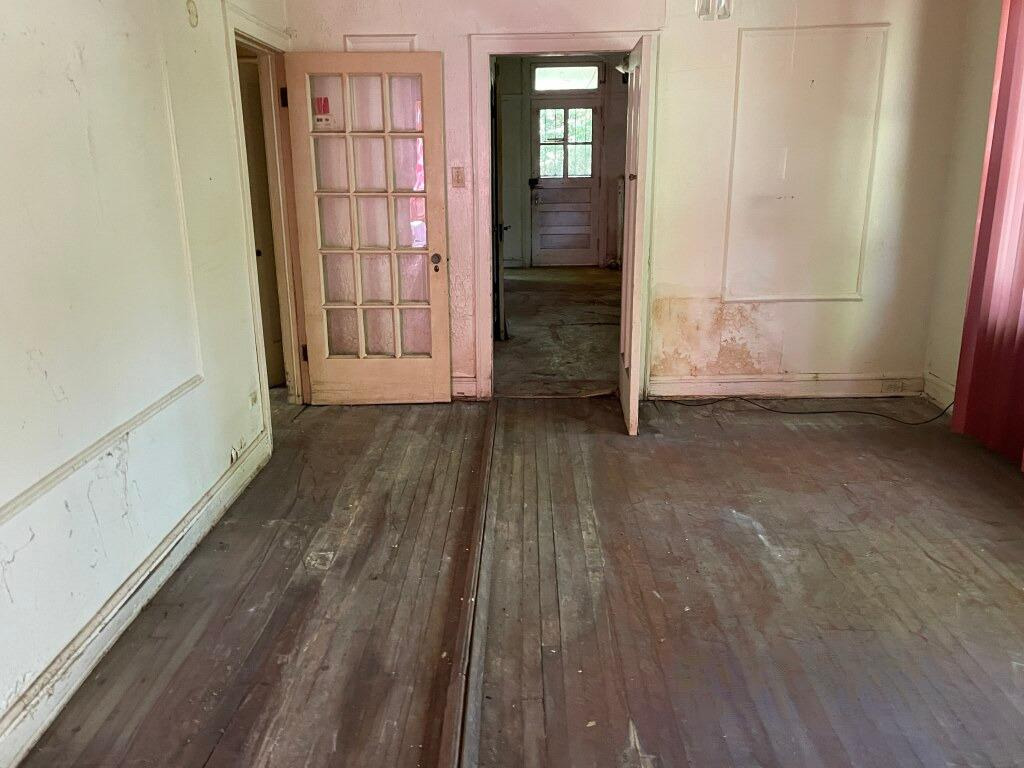 10868 S Prospect Avenue, Chicago, IL 60643