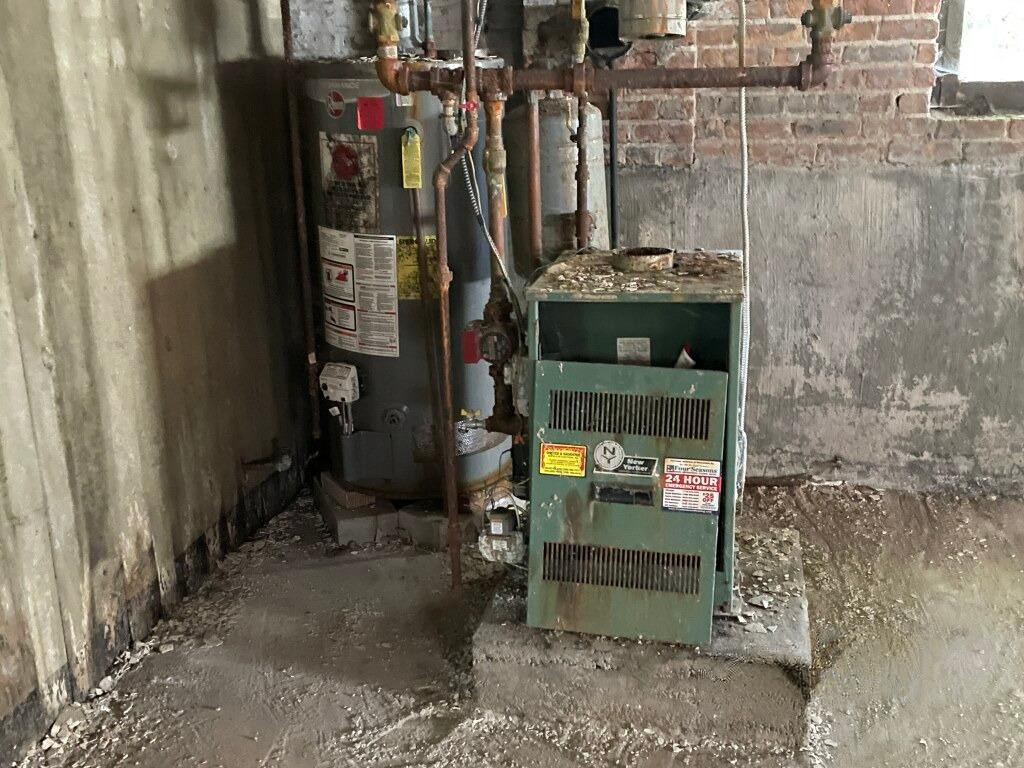 10868 S Prospect Avenue, Chicago, IL 60643