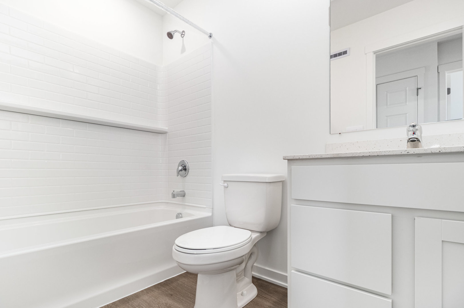 2171 Yellowstone Boulevard #2171, Mundelein, IL 60060