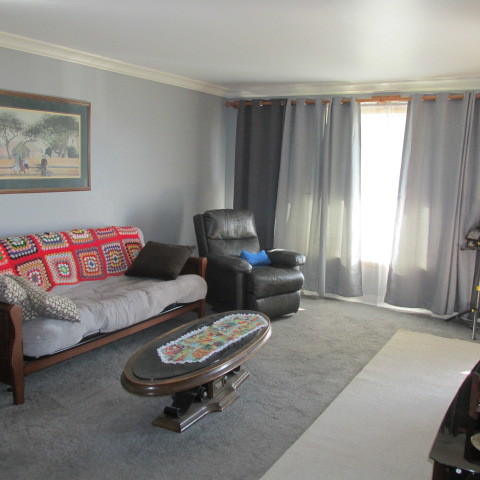 7904 Melvina Avenue, Burbank, IL 60459