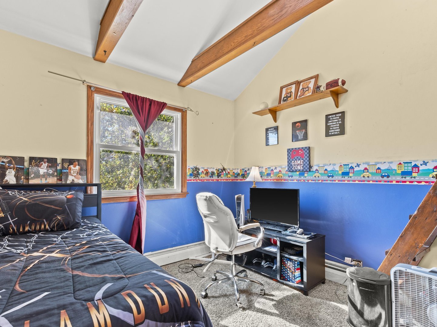 10241 W Bairstow Avenue, Beach Park, IL 60087