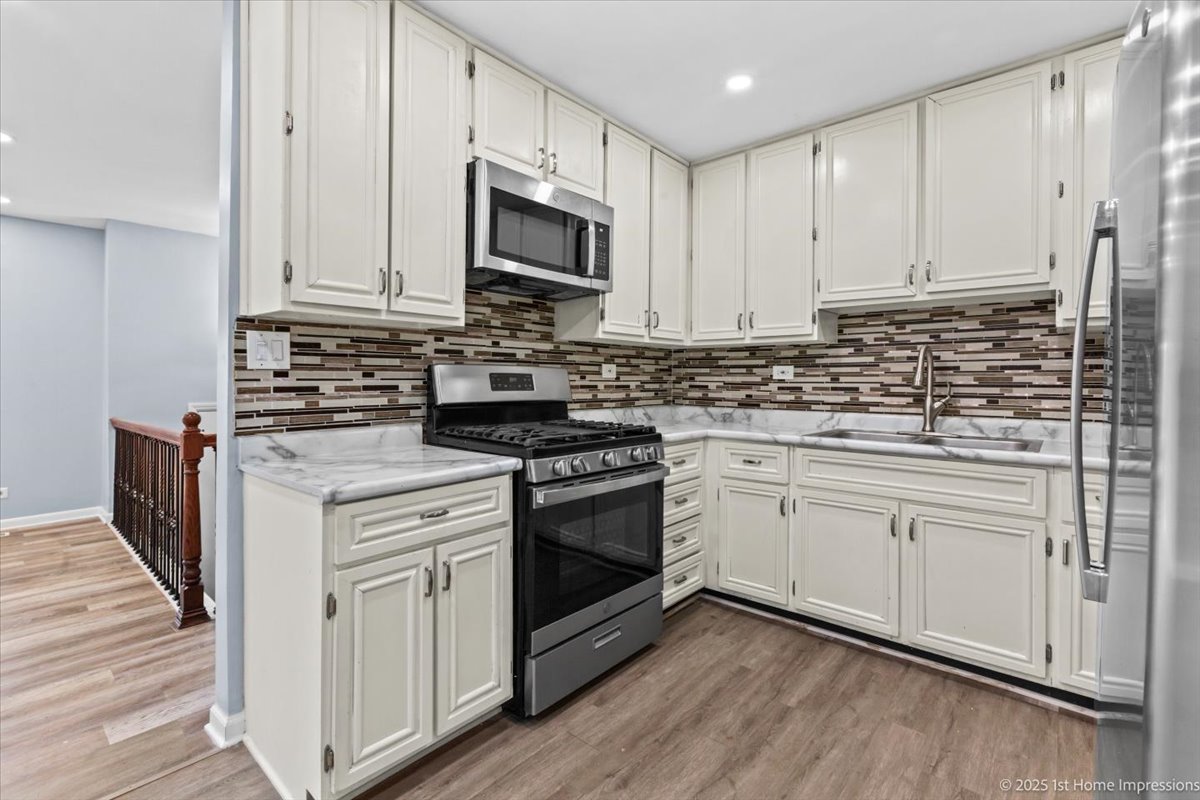 18120 Versailles Lane, Hazel Crest, IL 60429