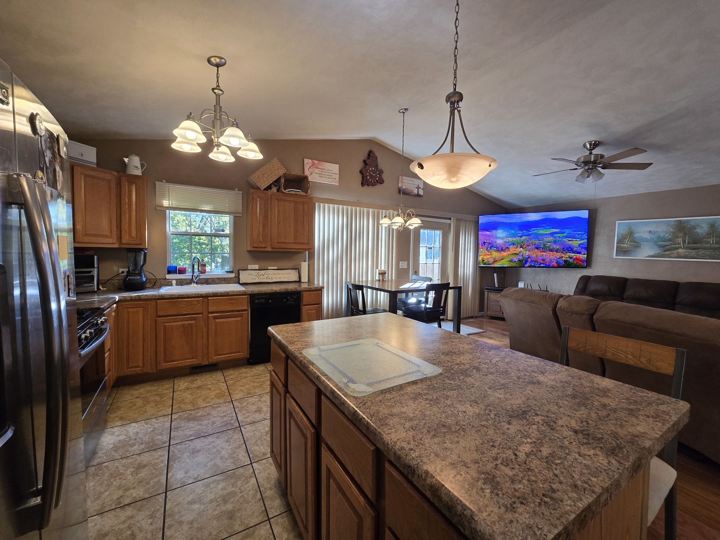 38055 N Russell Avenue, Beach Park, IL 60087