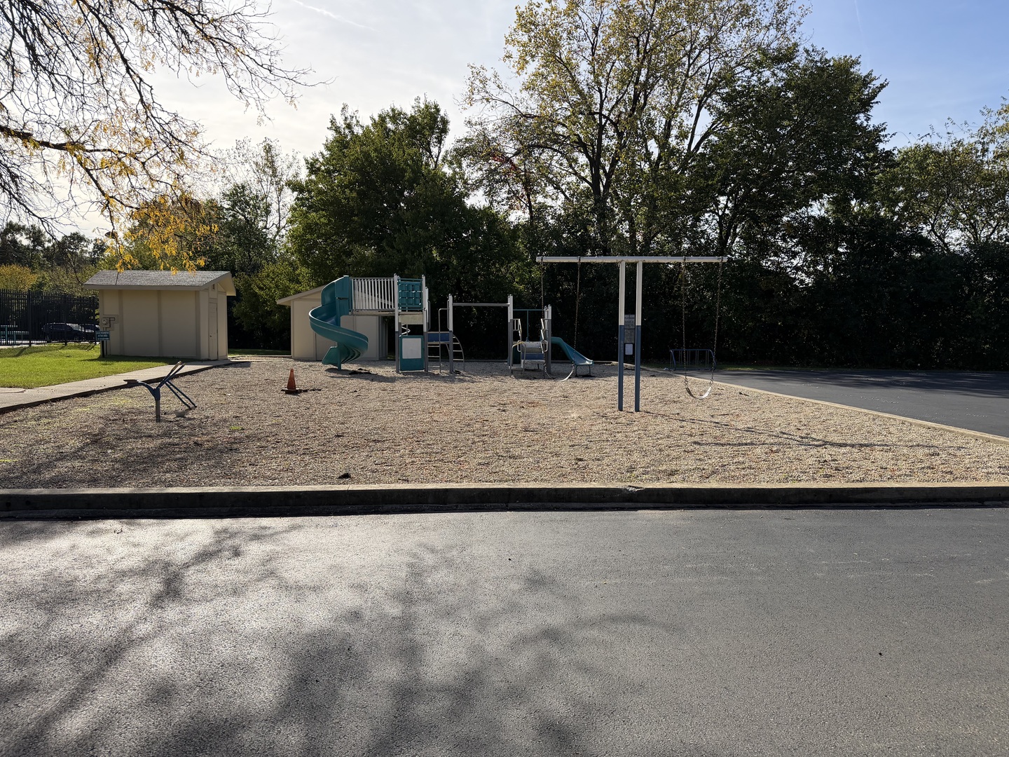 100 Willow Lane #201B, Willow Springs, IL 60480