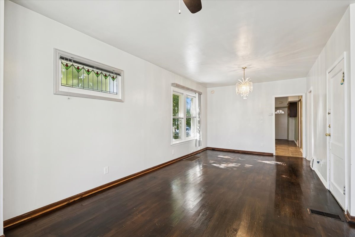 640 S 14th Avenue, Maywood, IL 60153