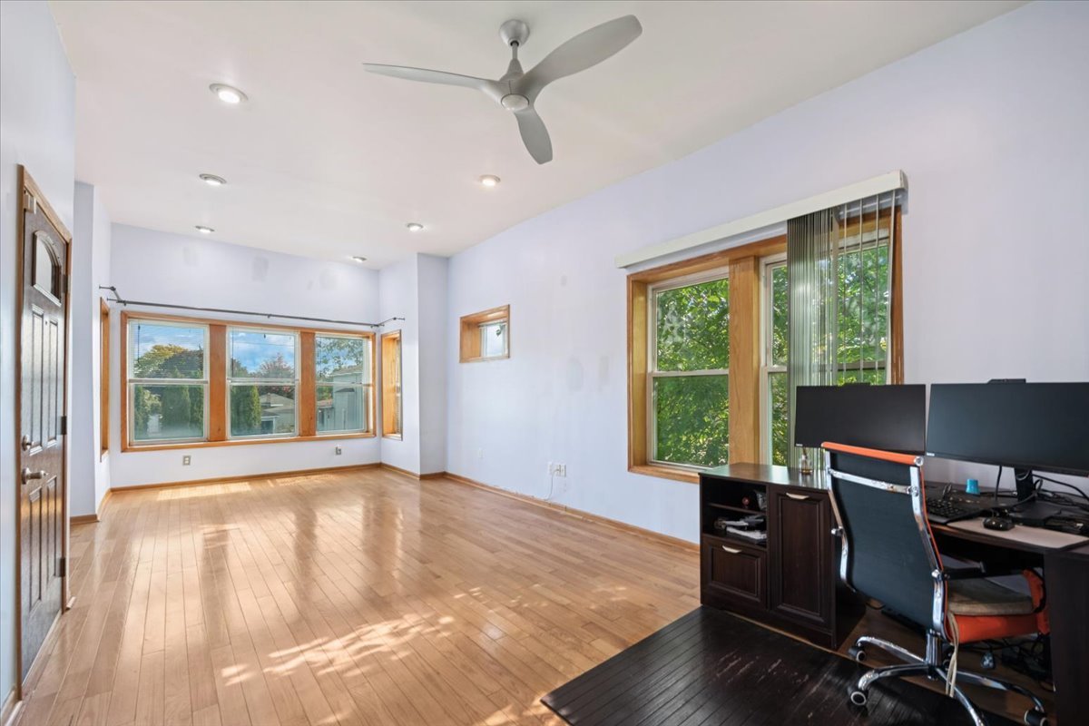 640 S 14th Avenue, Maywood, IL 60153