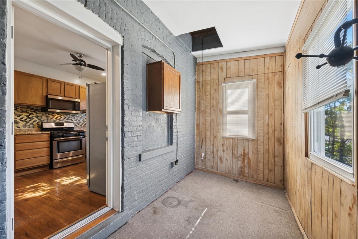 640 S 14th Avenue, Maywood, IL 60153