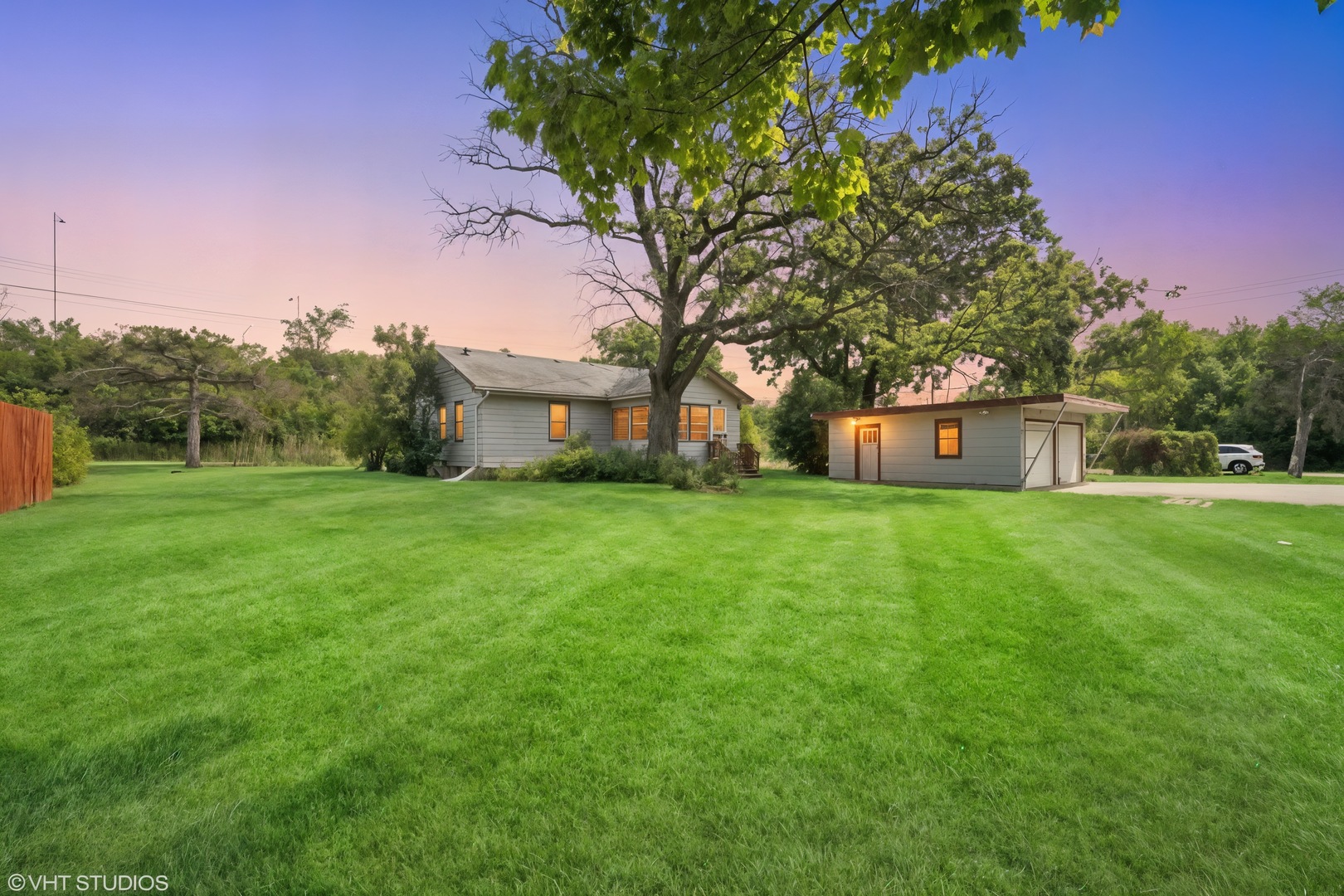 4363 W Kennedy Drive, Gurnee, IL 60031