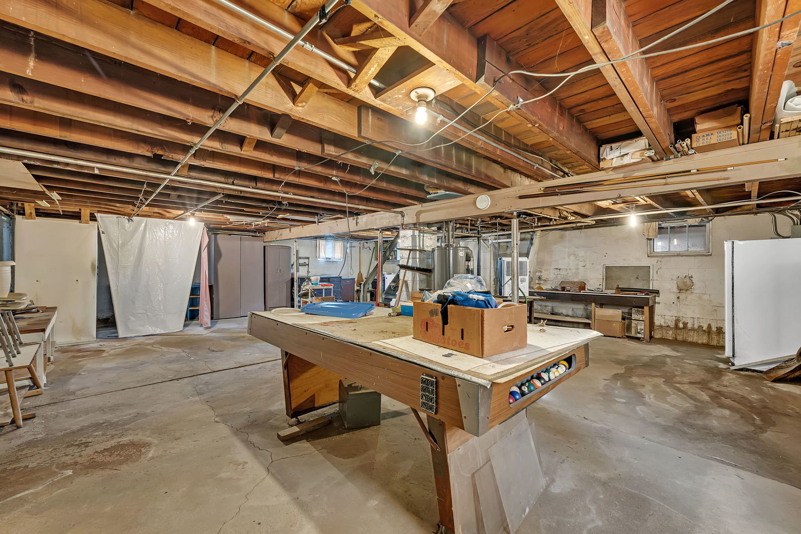 824 Harlow Avenue, Joliet, IL 60433