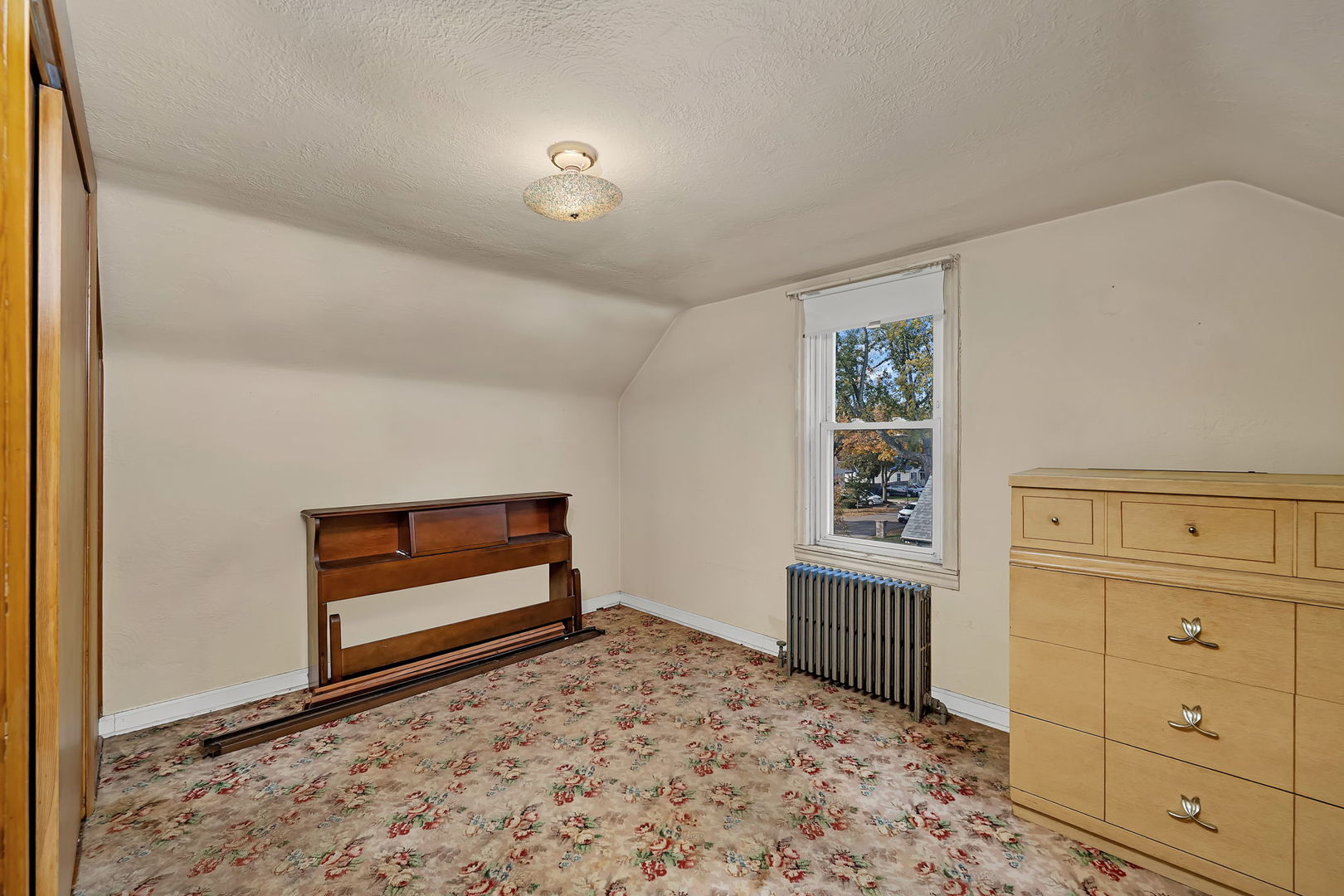 824 Harlow Avenue, Joliet, IL 60433