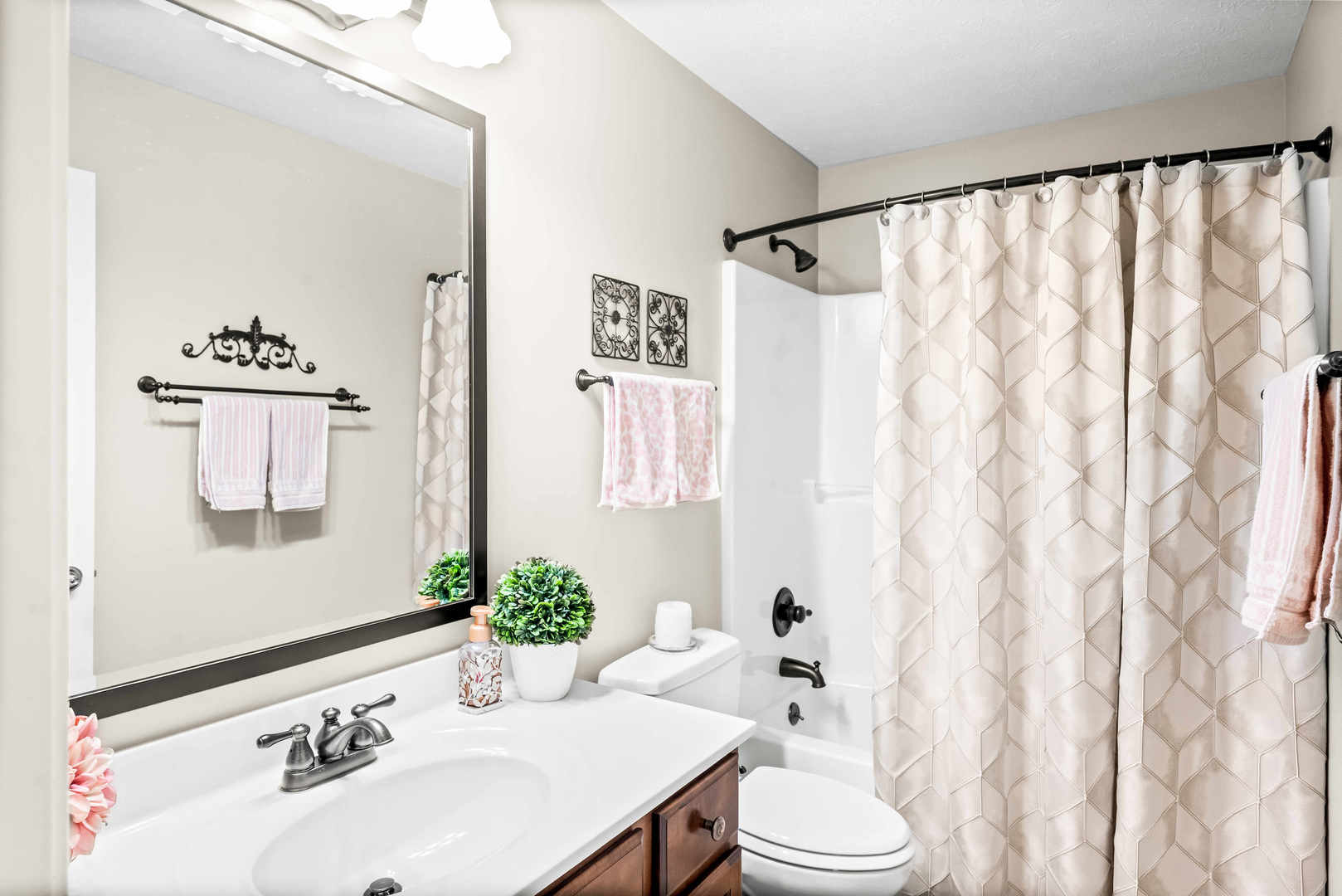 1702 Whitmer Court, Bloomington, IL 61704