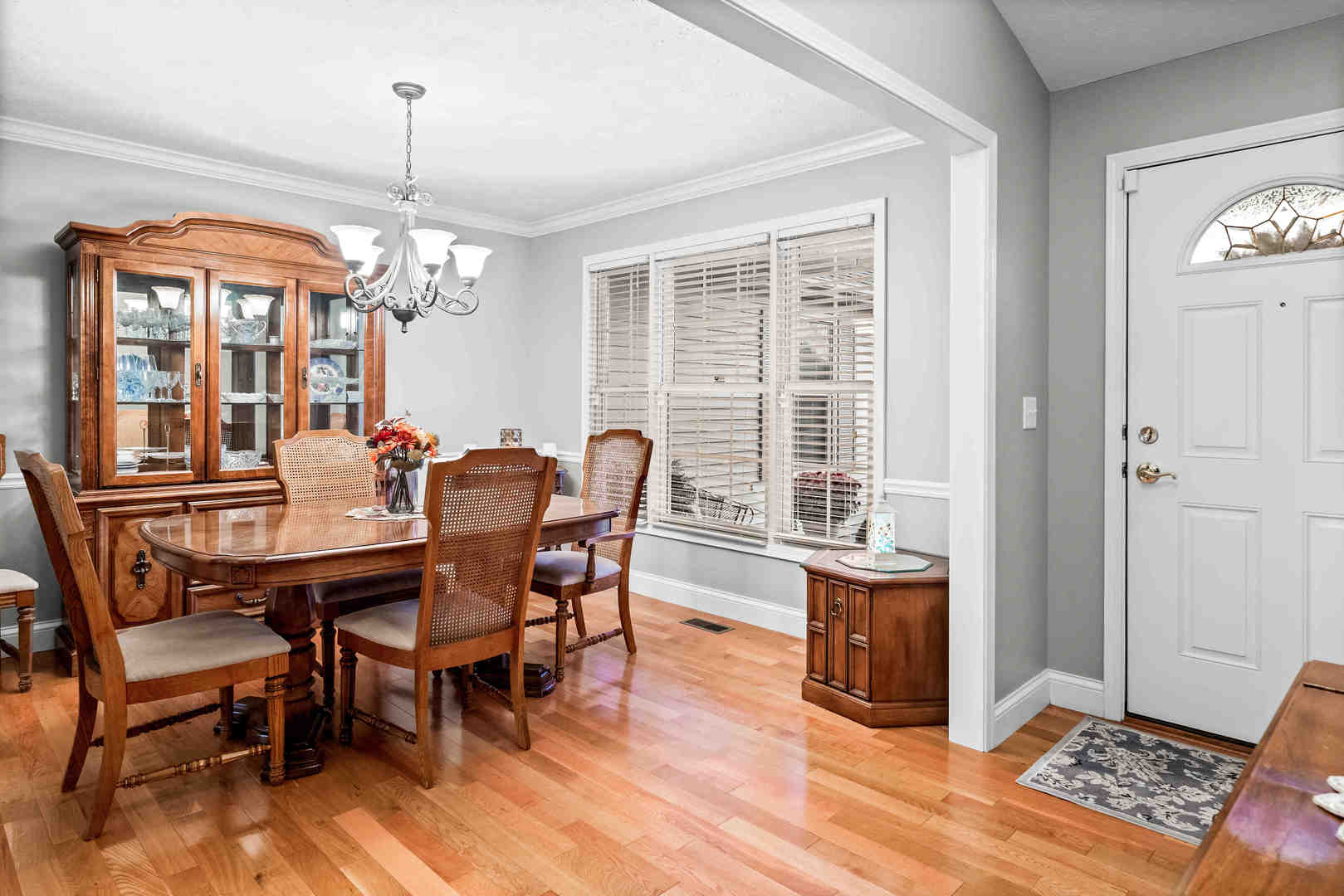 1702 Whitmer Court, Bloomington, IL 61704