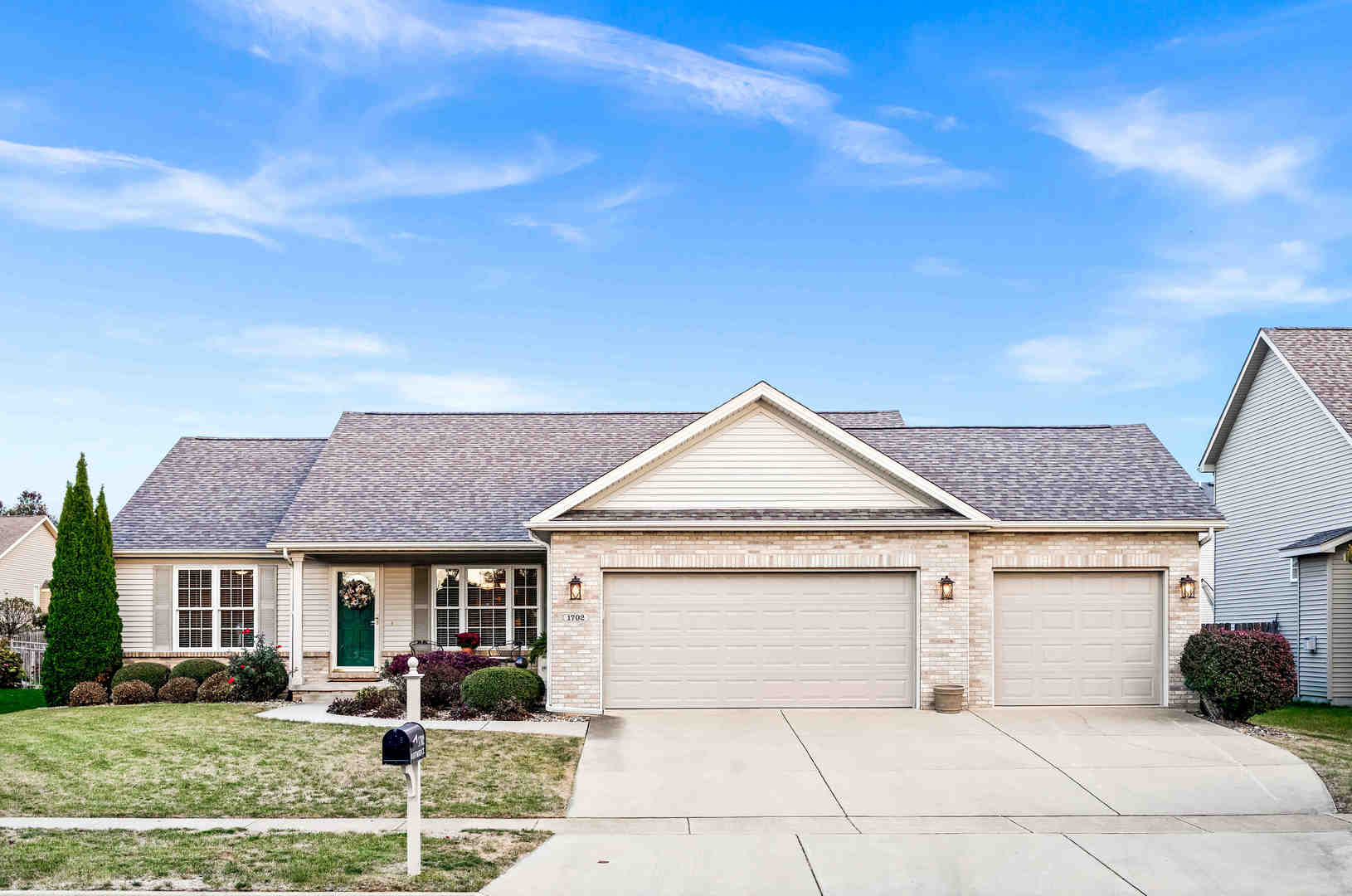 1702 Whitmer Court, Bloomington, IL 61704