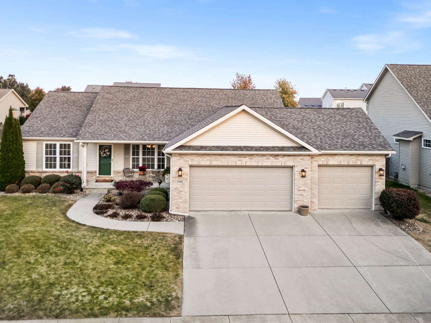 1702 Whitmer Court, Bloomington, IL 61704