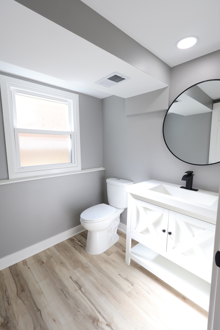 4401 Adele Lane, Oak Forest, IL 60452