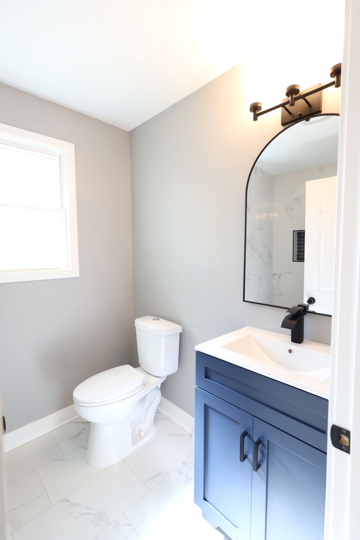 4401 Adele Lane, Oak Forest, IL 60452