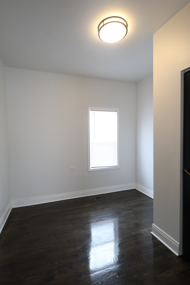 15239 Vincennes Road, Phoenix, IL 60426