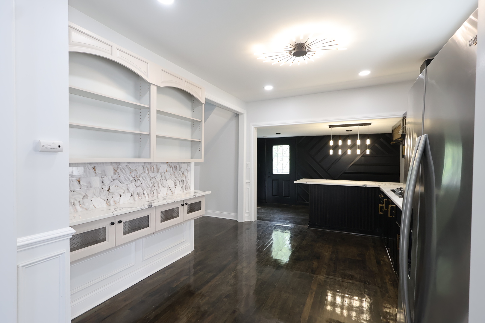 15239 Vincennes Road, Phoenix, IL 60426