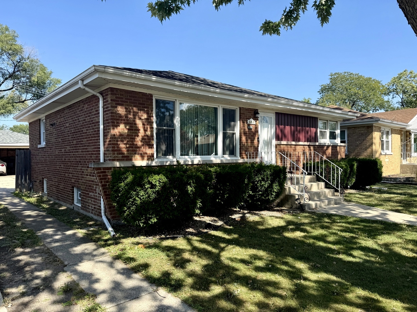 644 E 162nd Street, South Holland, IL 60473