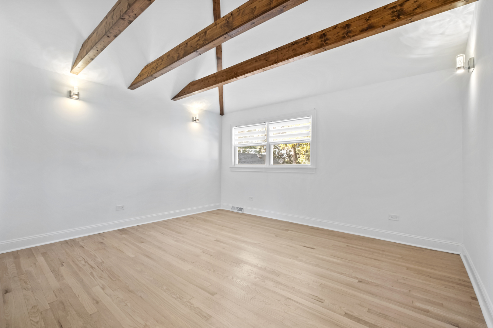 10600 S Highland Avenue, Worth, IL 60482