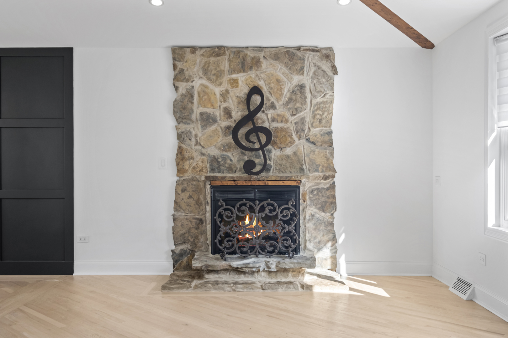 10600 S Highland Avenue, Worth, IL 60482