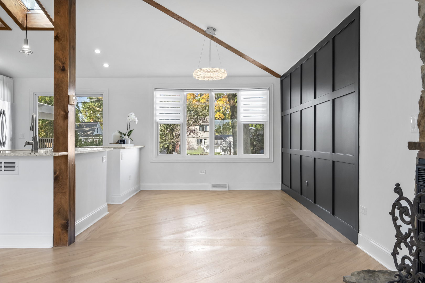 10600 S Highland Avenue, Worth, IL 60482