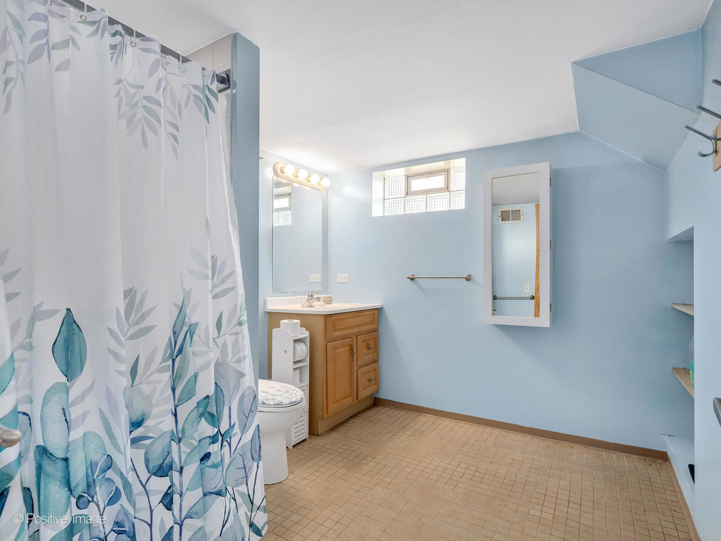 4214 Prairie Avenue, Brookfield, IL 60513