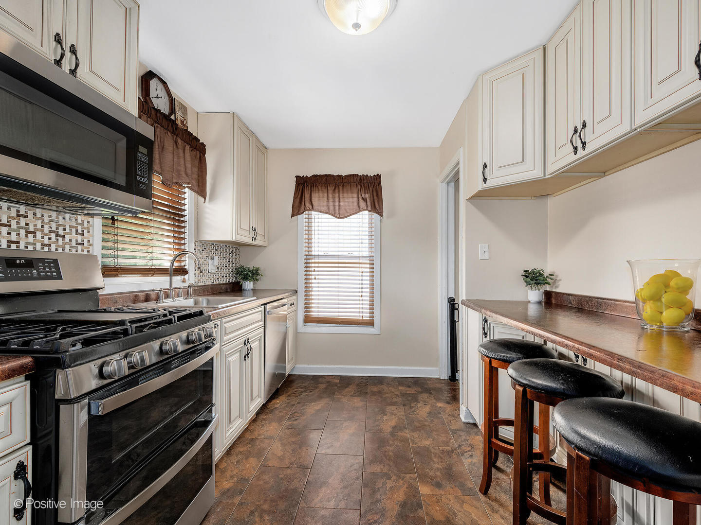 4214 Prairie Avenue, Brookfield, IL 60513