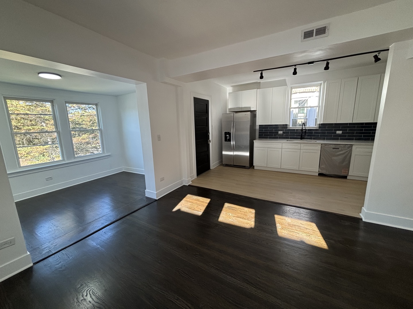4148 N RICHMOND Street, Chicago, IL 60618
