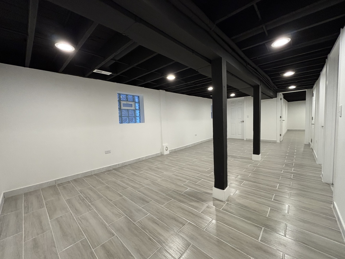 4148 N RICHMOND Street, Chicago, IL 60618