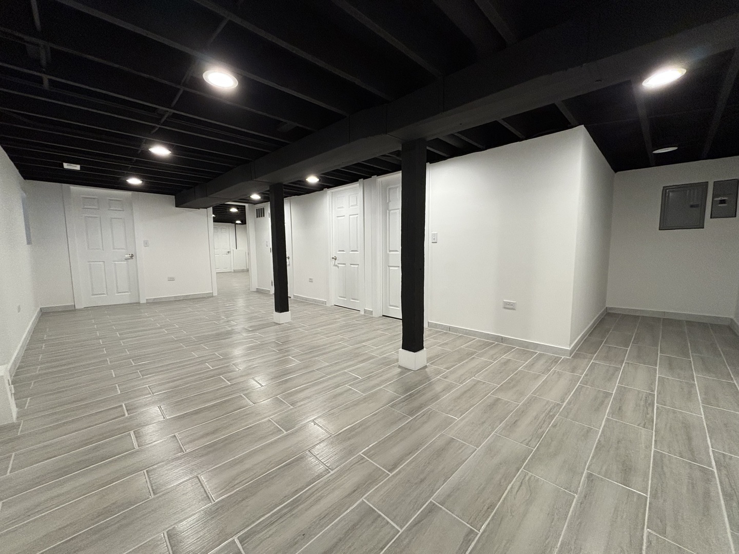 4148 N RICHMOND Street, Chicago, IL 60618