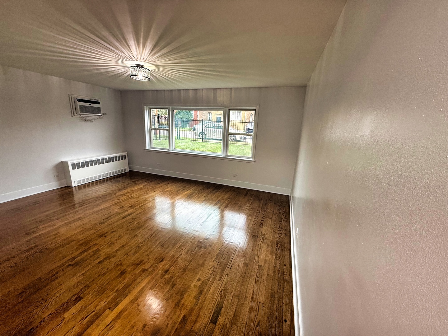 7718 S Jeffery Boulevard #GN, Chicago, IL 60649