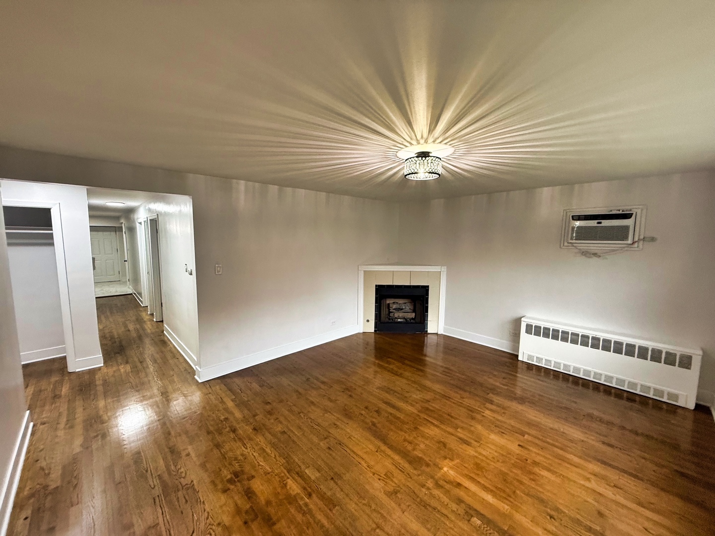 7718 S Jeffery Boulevard #GN, Chicago, IL 60649