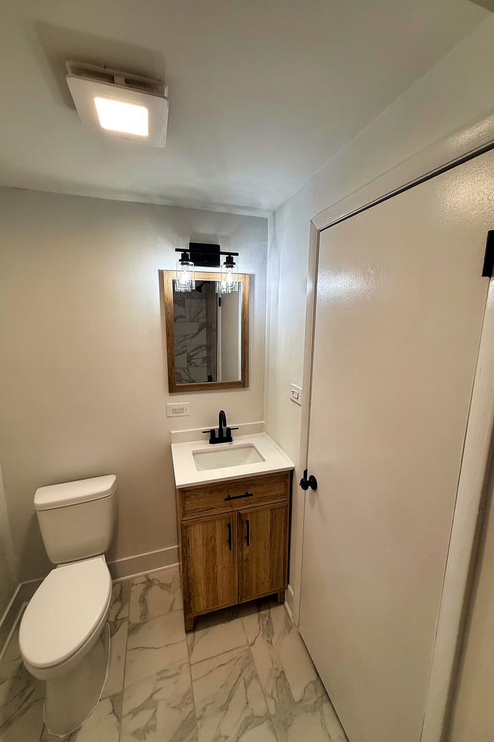 7718 S Jeffery Boulevard #GN, Chicago, IL 60649
