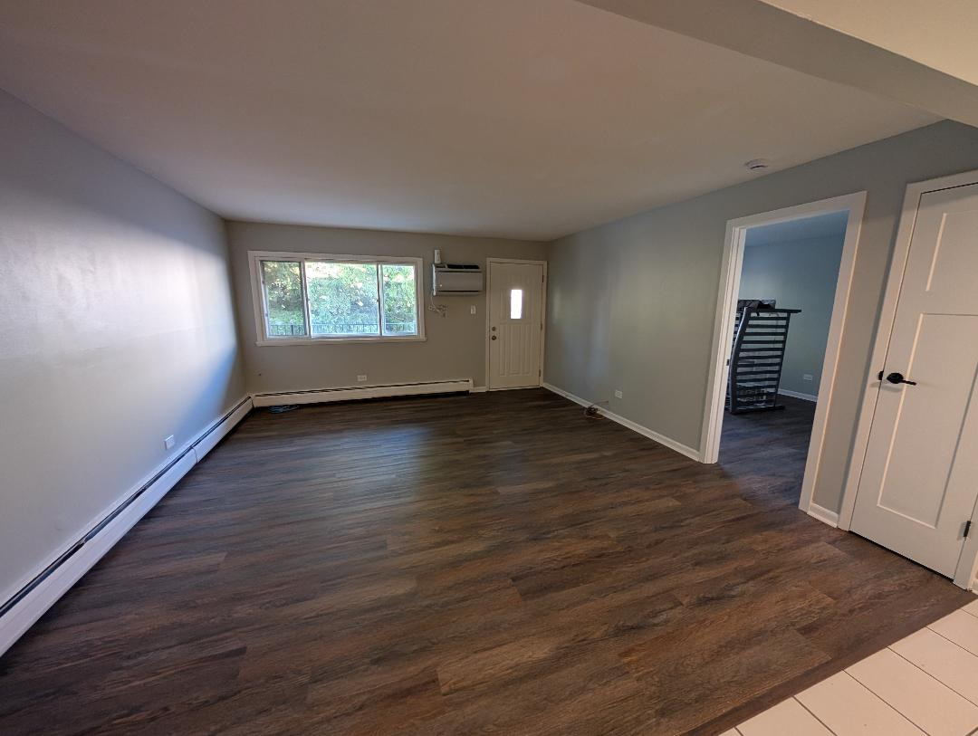 7925 W 103 Street #8, Palos Hills, IL 60465