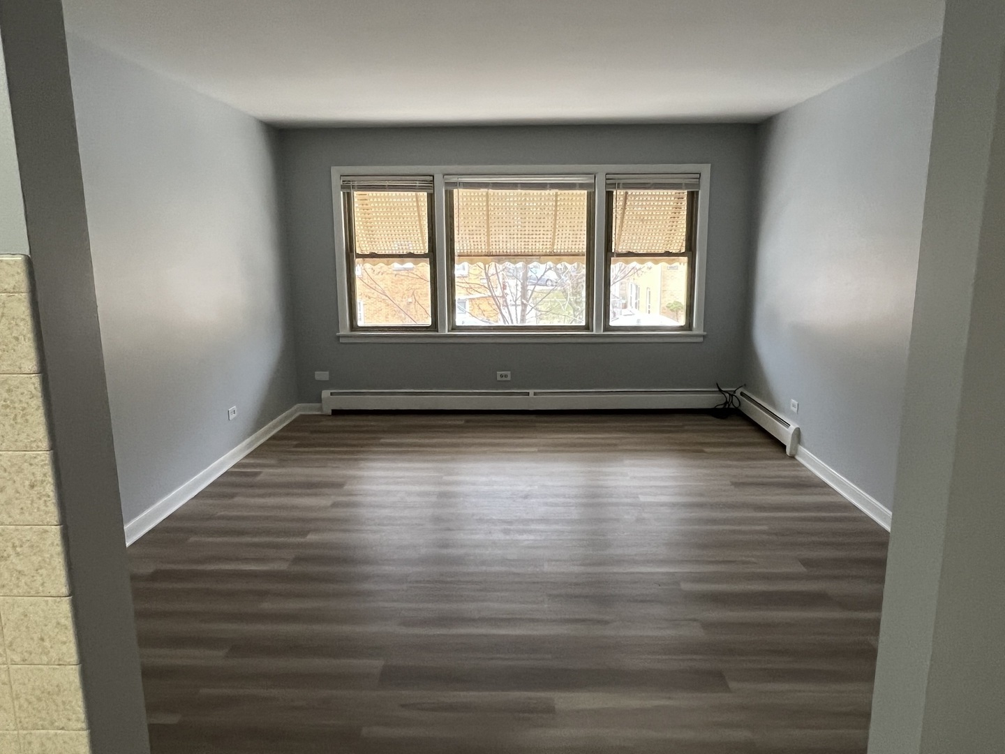 5816 W Montrose Avenue #SE, Chicago, IL 60634