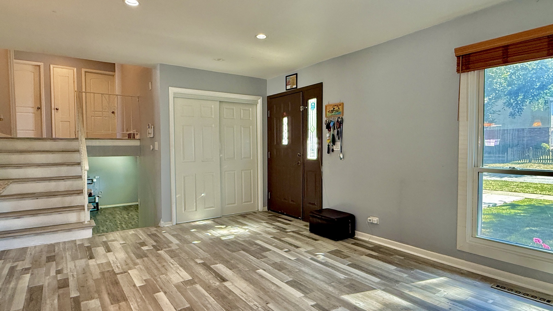 2181 PLAINFIELD Drive, Des Plaines, IL 60018