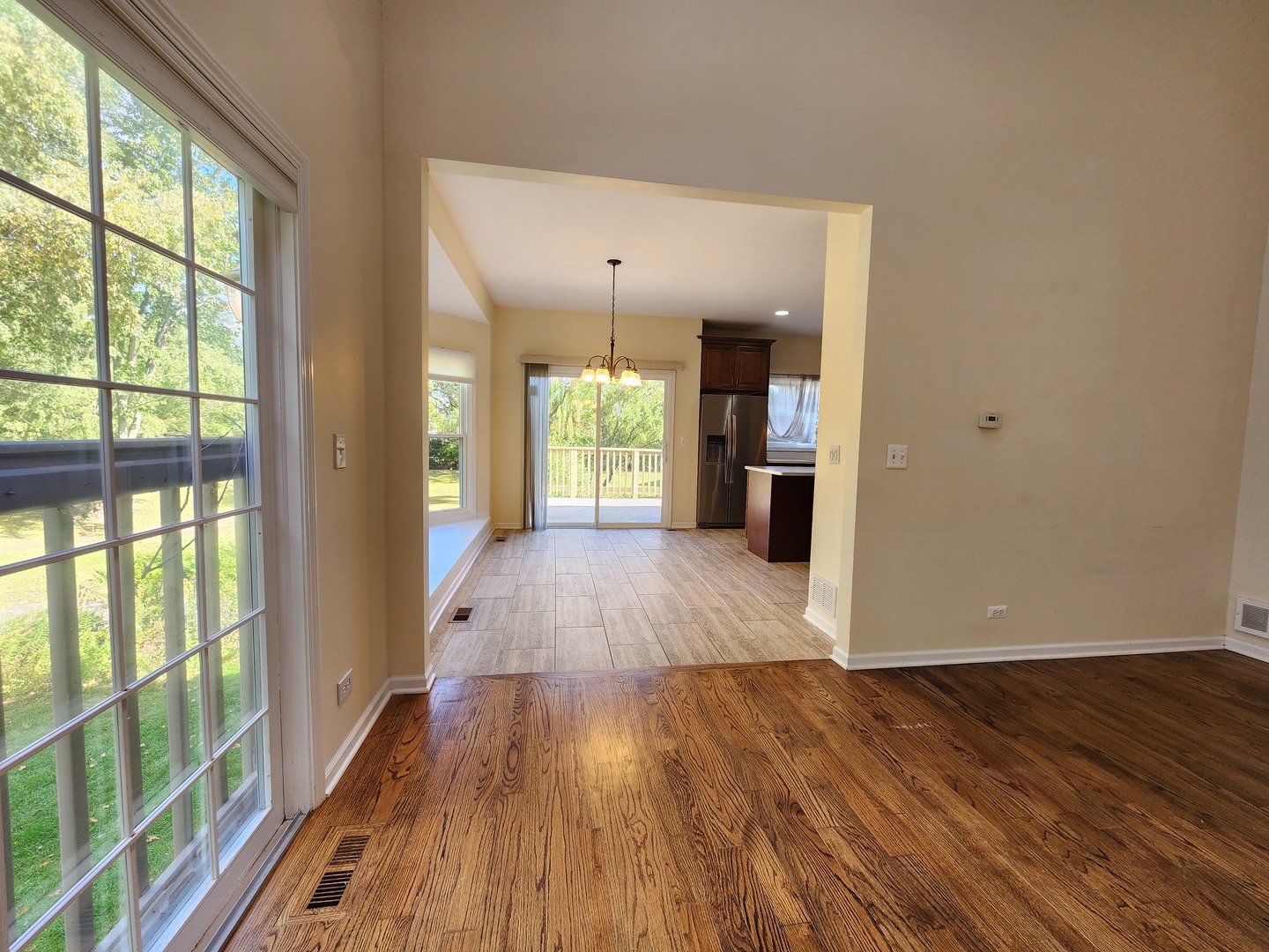 3220 Indian Creek Drive, Buffalo Grove, IL 60089