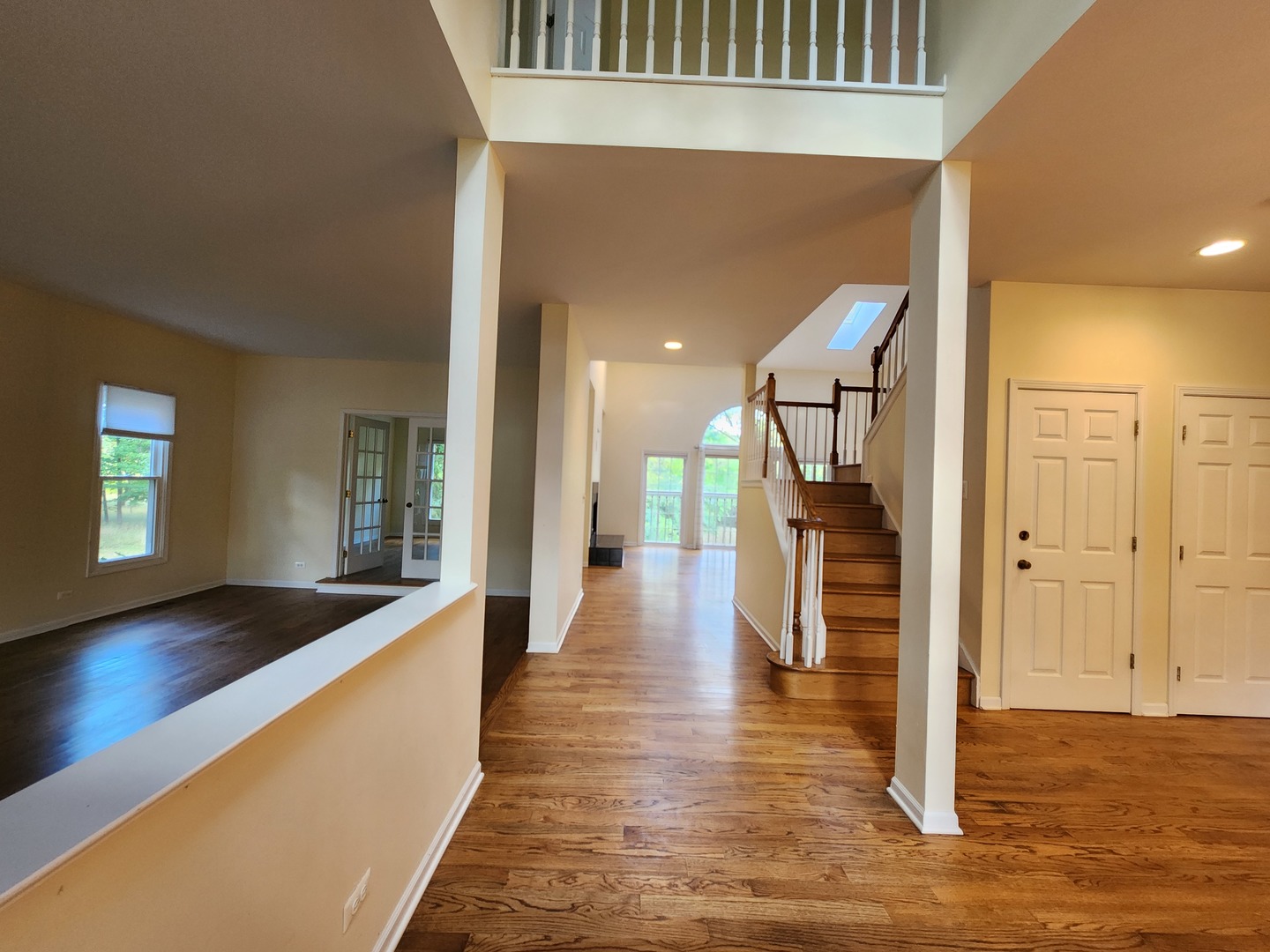 3220 Indian Creek Drive, Buffalo Grove, IL 60089