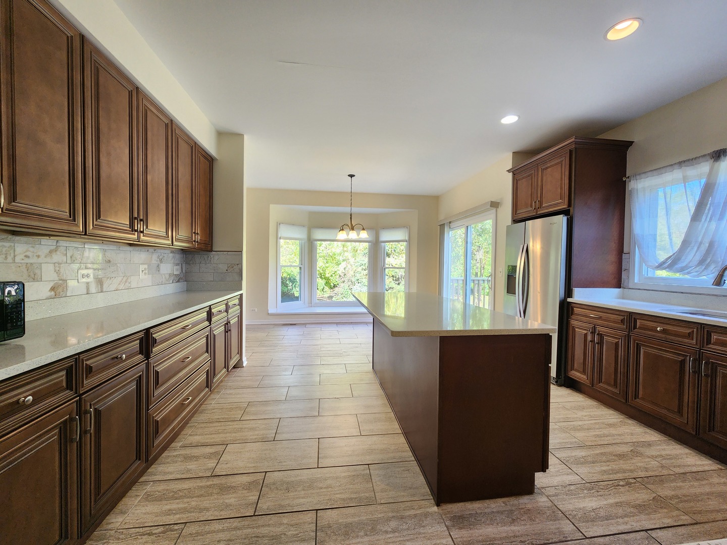 3220 Indian Creek Drive, Buffalo Grove, IL 60089