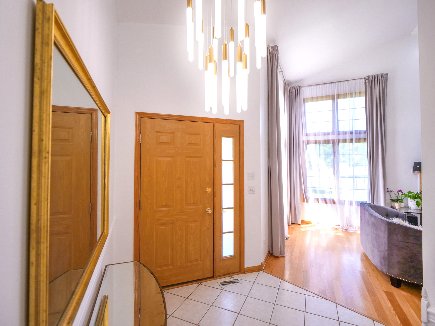 6706 Pondview Drive, Tinley Park, IL 60477