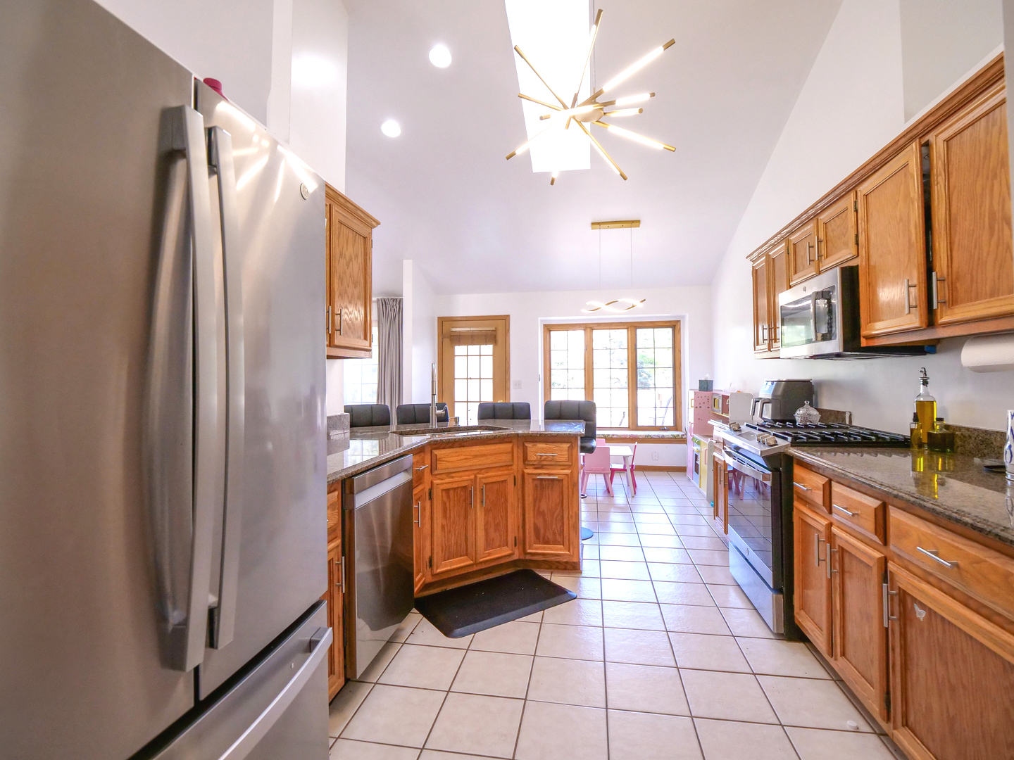 6706 Pondview Drive, Tinley Park, IL 60477