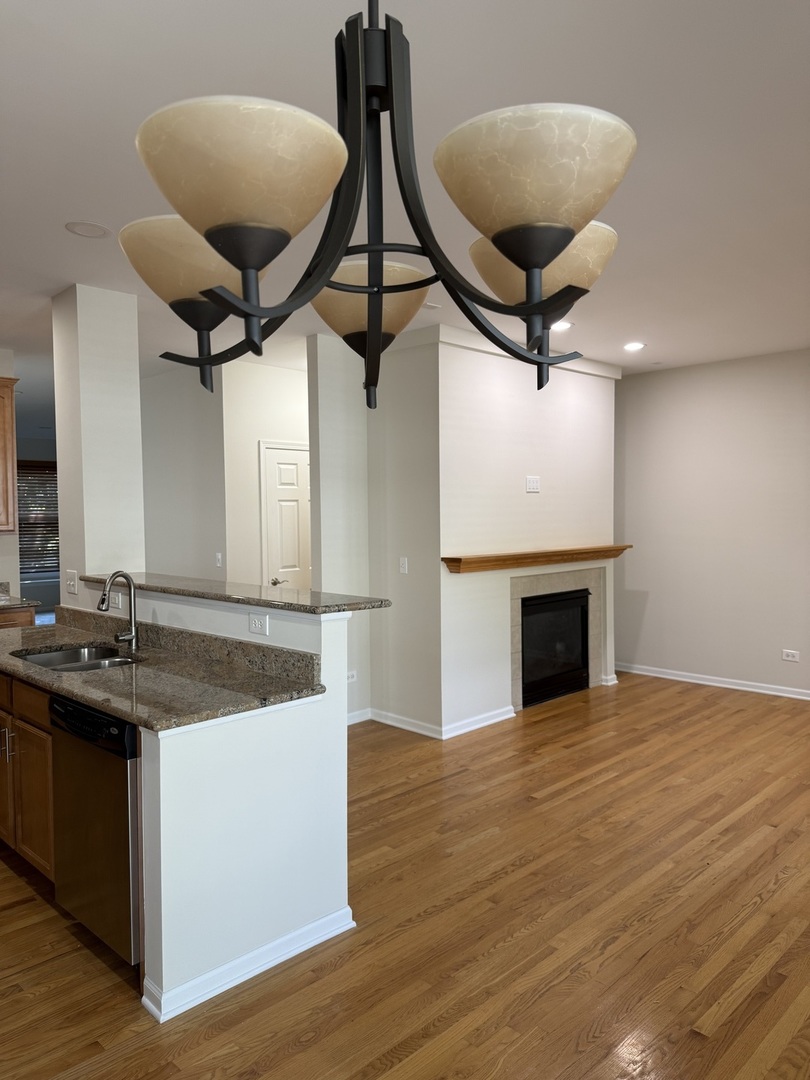 5588 Cambridge Way, Hanover Park, IL 60133