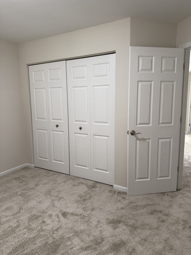 5588 Cambridge Way, Hanover Park, IL 60133